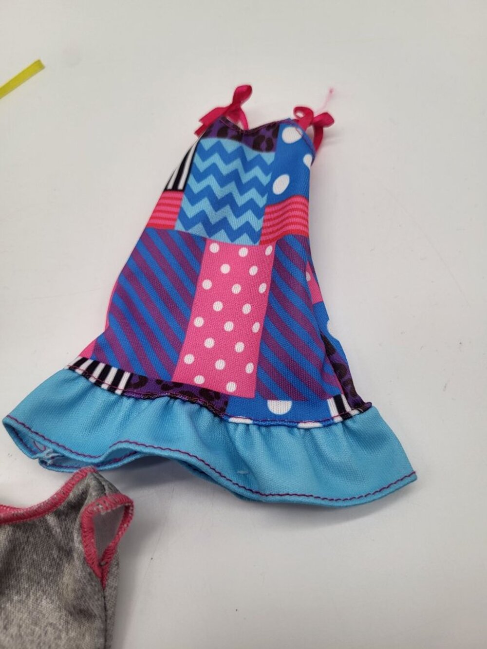 Barbie Fashion Doll Outfits Dresses Lot of 7 Summer Fashionista Baker Misc - Picture 8 of 9